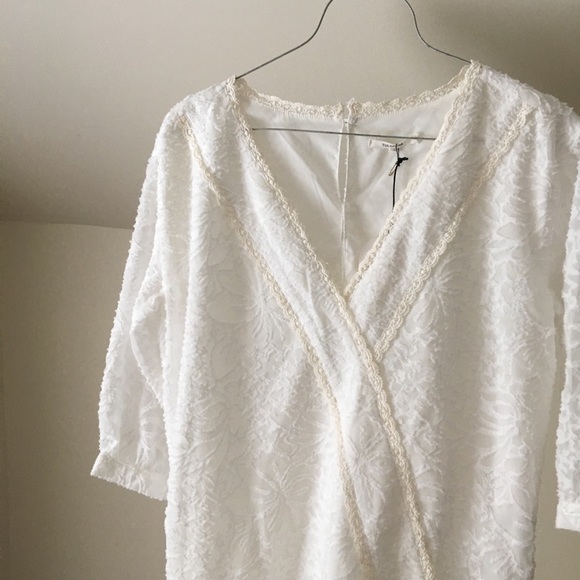 nwt TULAROSA Cream Textured Bailey Floral Dress - Picture 4 of 8